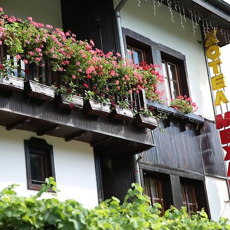 Oazis Family Hotel Lovech Exterior photo